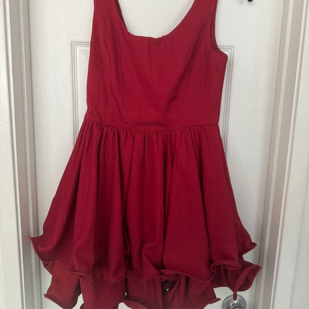 NWT, Showpo. Women's Bubbly Layered Mini Dress with Straps, Color Red, Size 6